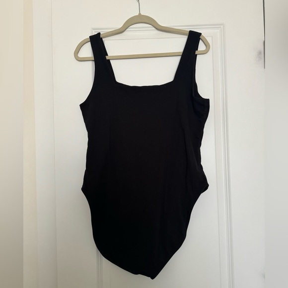 Old Navy Sleeveless Square-Neck Black Bodysuit - Picture 4 of 4